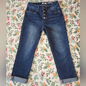Royalty for Me Women's Petite High Rise Straight Blue Jean Capris Cuffed Size 6P